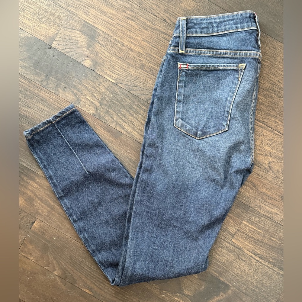 Alice and Olivia skinny jeans size 27